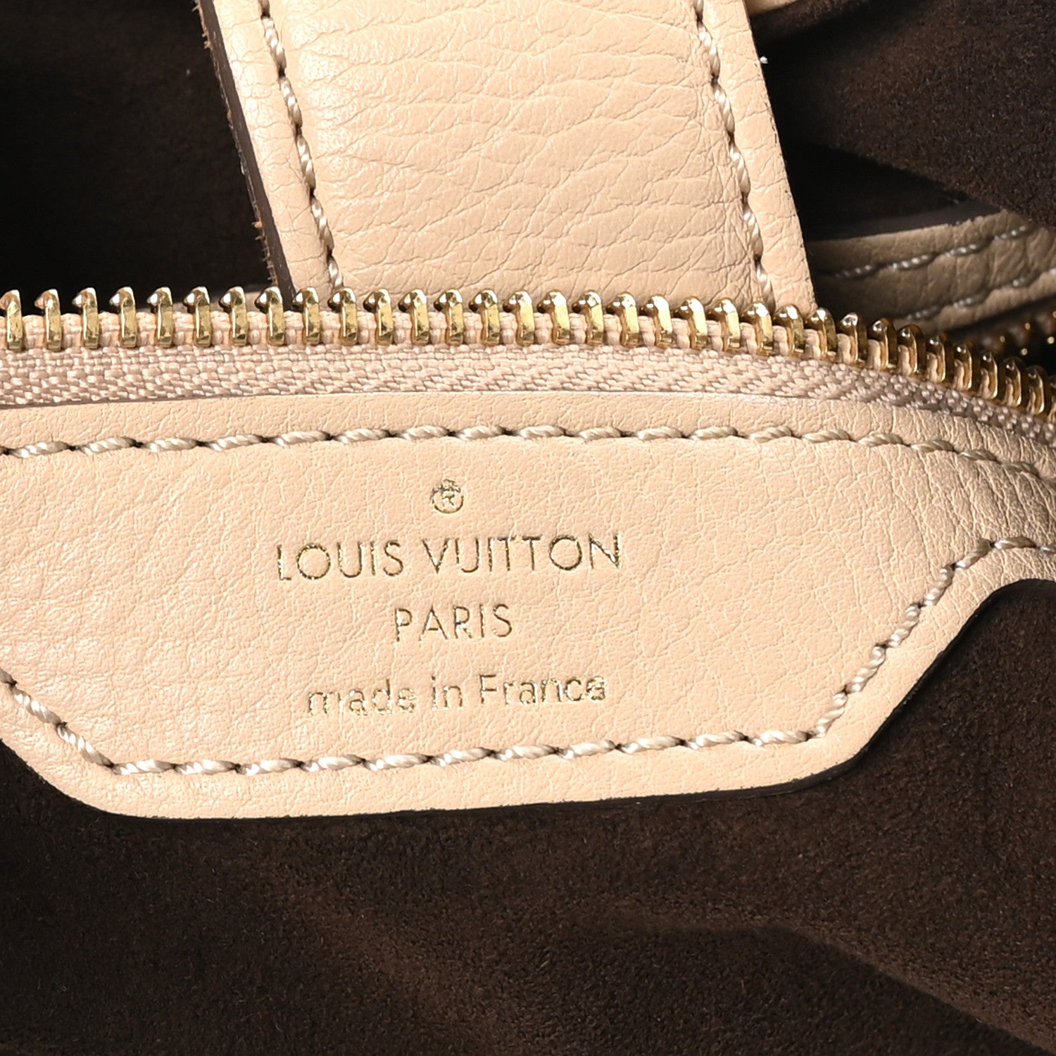 Louis Vuitton Mahina XL Coquille 6 of 10