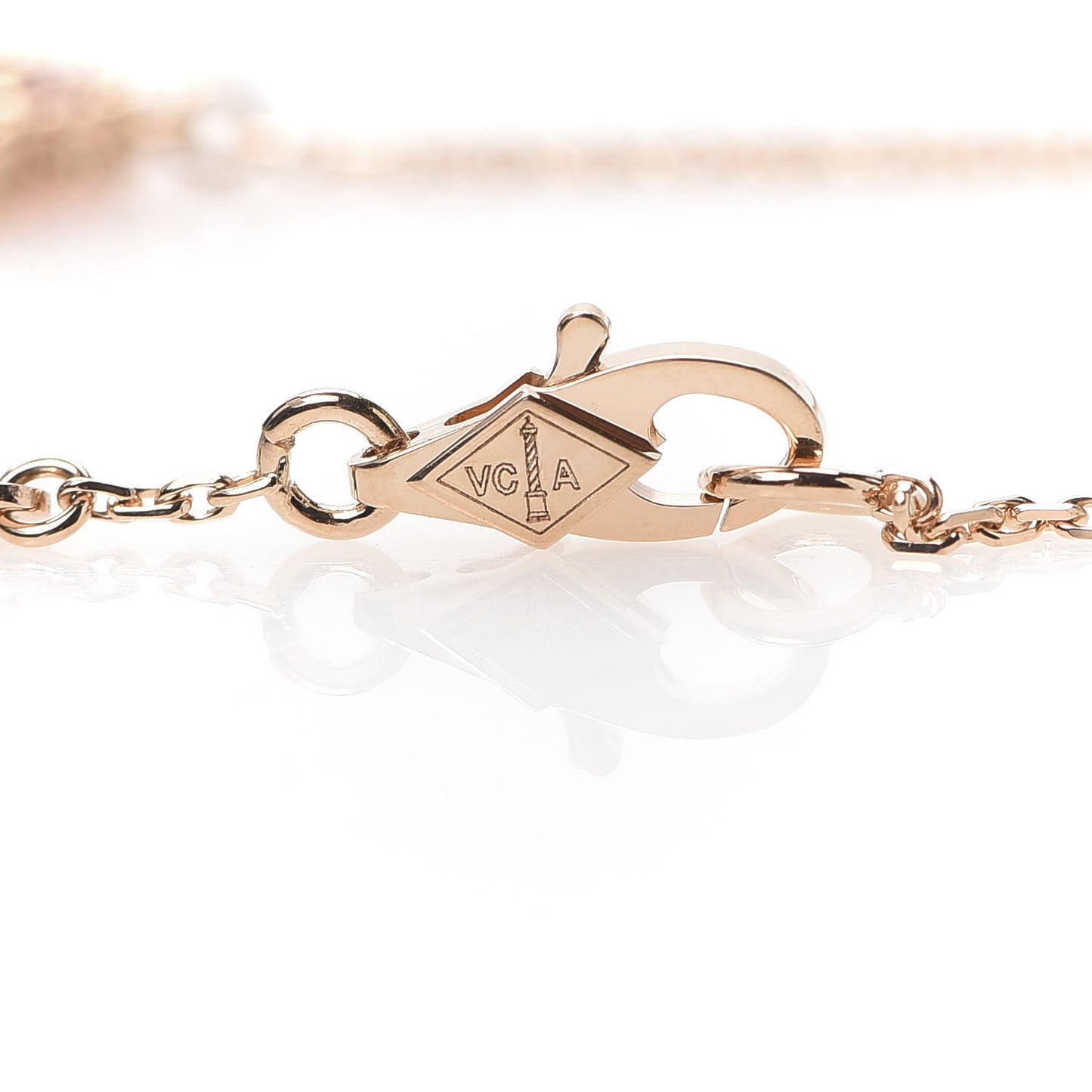 18K Rose Gold Carnelian Sweet Alhambra Bracelet
