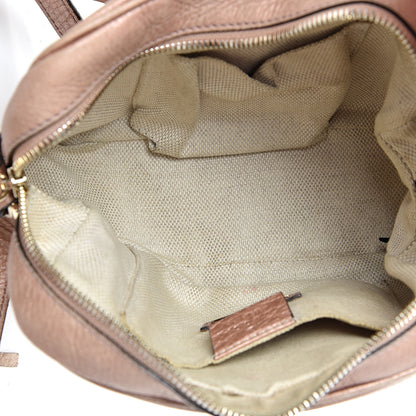 Gucci Metallic Pebbled Calfskin Small Soho Disco Bag Pink 4 of 23
