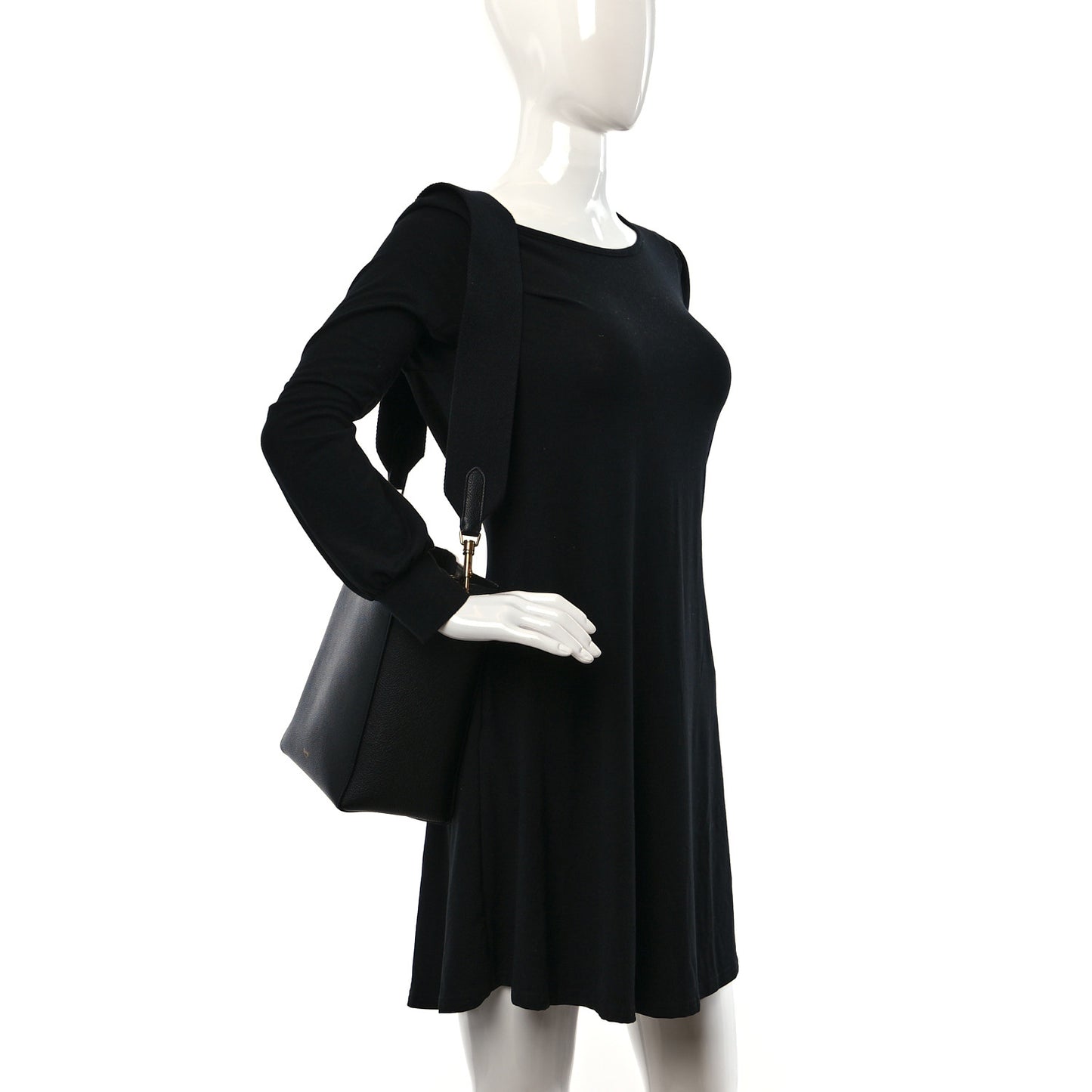 Soft Grained Calfskin Small Sangle Bucket Bag Black