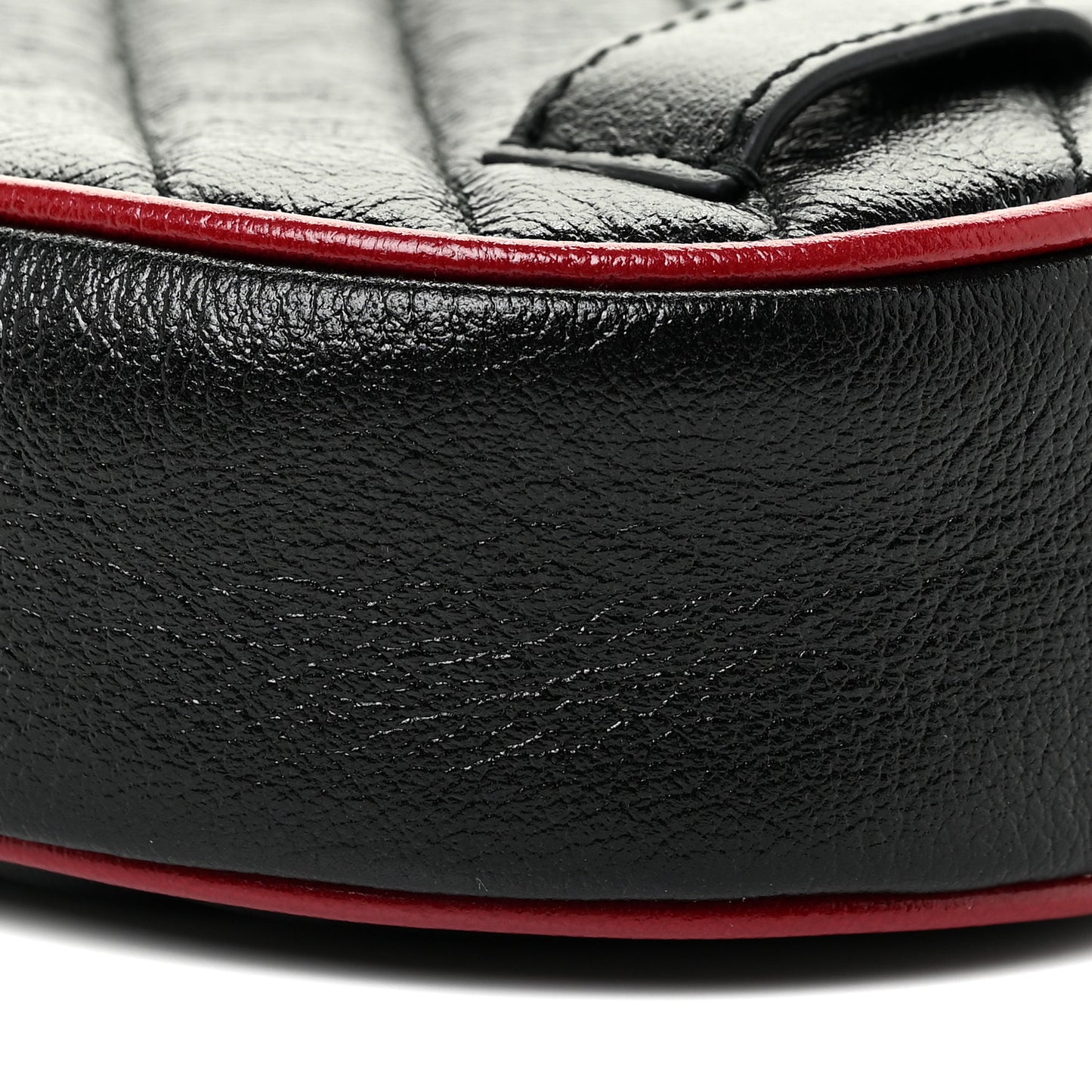 Azalea Calfskin Matelasse Diagonal Torchon GG Marmont Belt Bag 75 30 Black Romantic Cerise