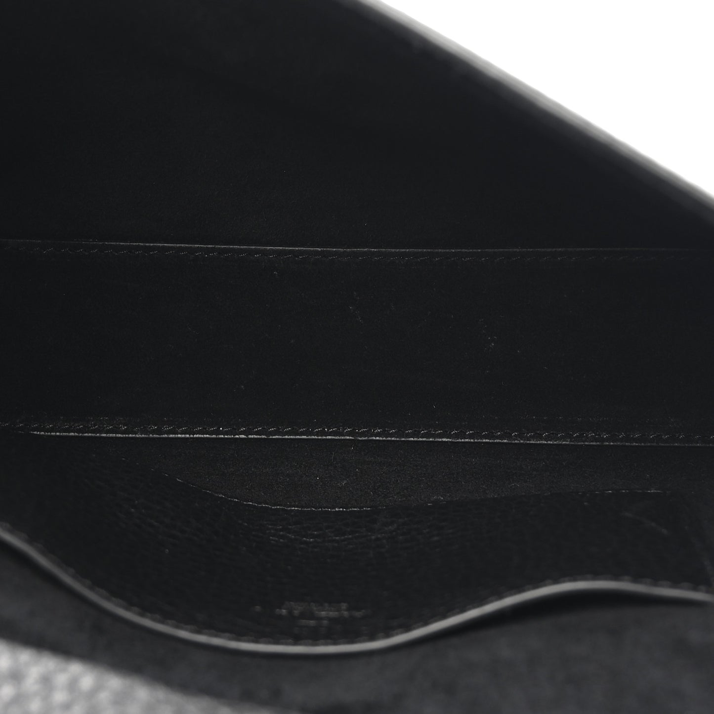 Pebbled Calfskin Monochrome Medium Rockstud Flip Lock Crossbody Bag Black