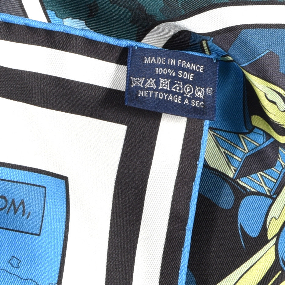 Hermes Silk Carre Wow Double Face Scarf 90 Bleu Vert Bleu Dur 2 of 3