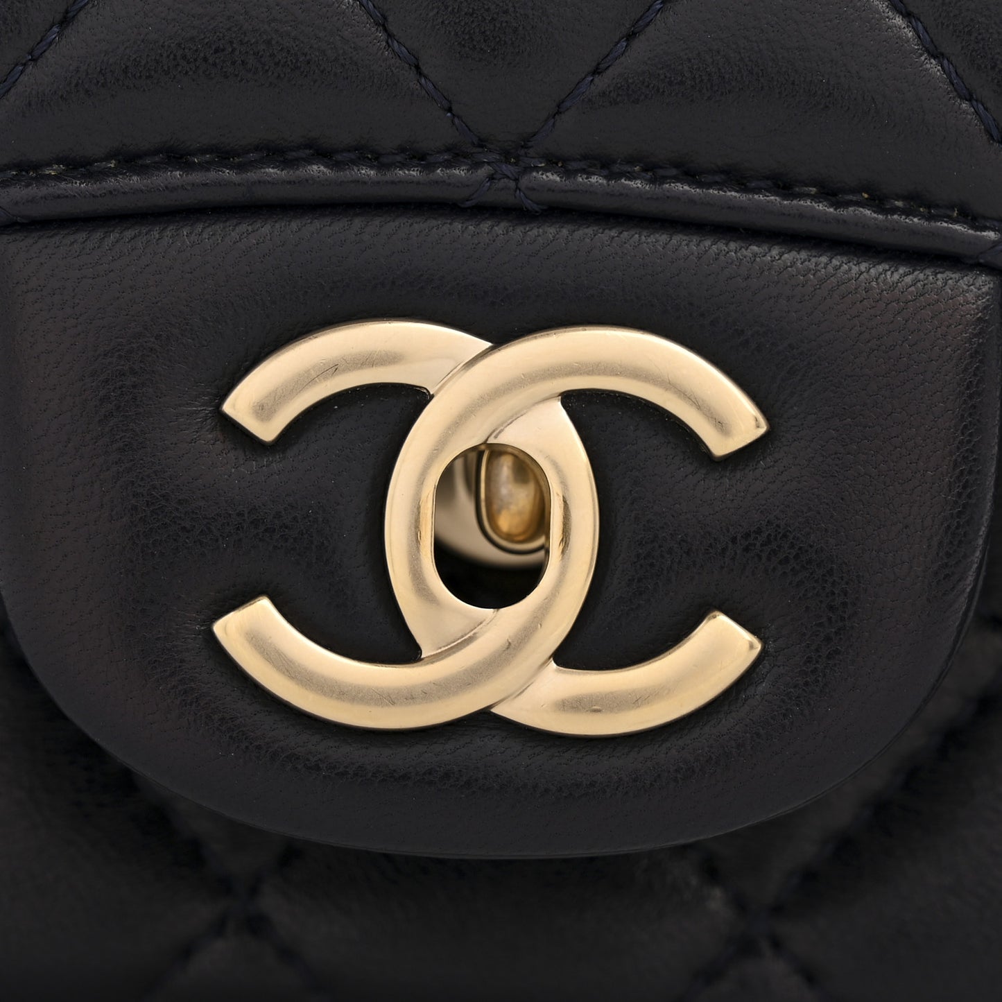 Lambskin Quilted Medium Mademoiselle Chic Flap Navy