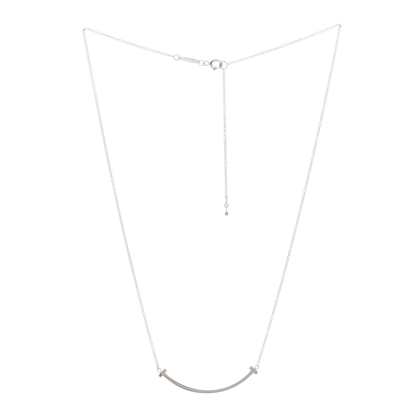 18K White Gold Small T Smile Pendant Necklace