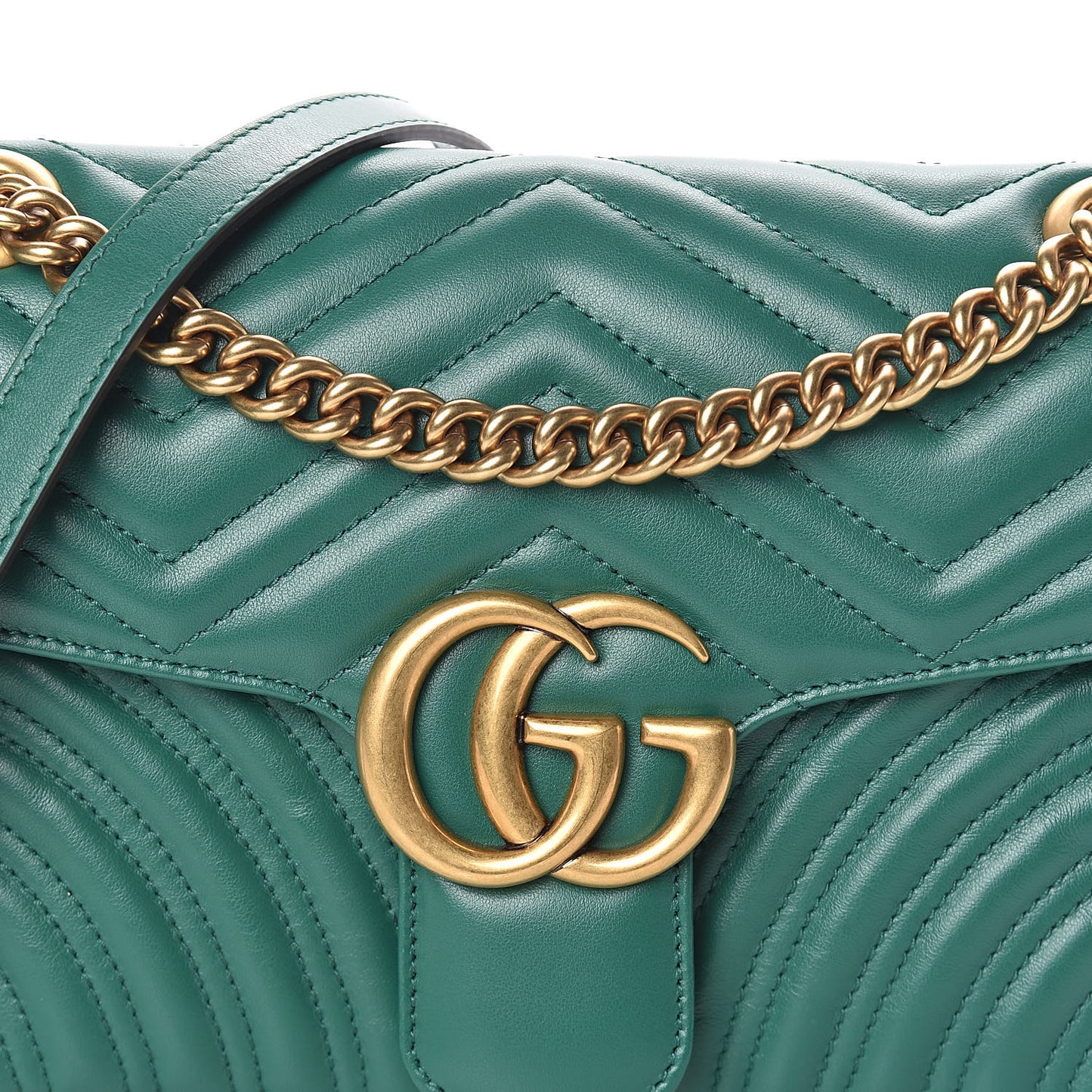 Calfskin Matelasse Small GG Marmont Shoulder Bag Emerald Green