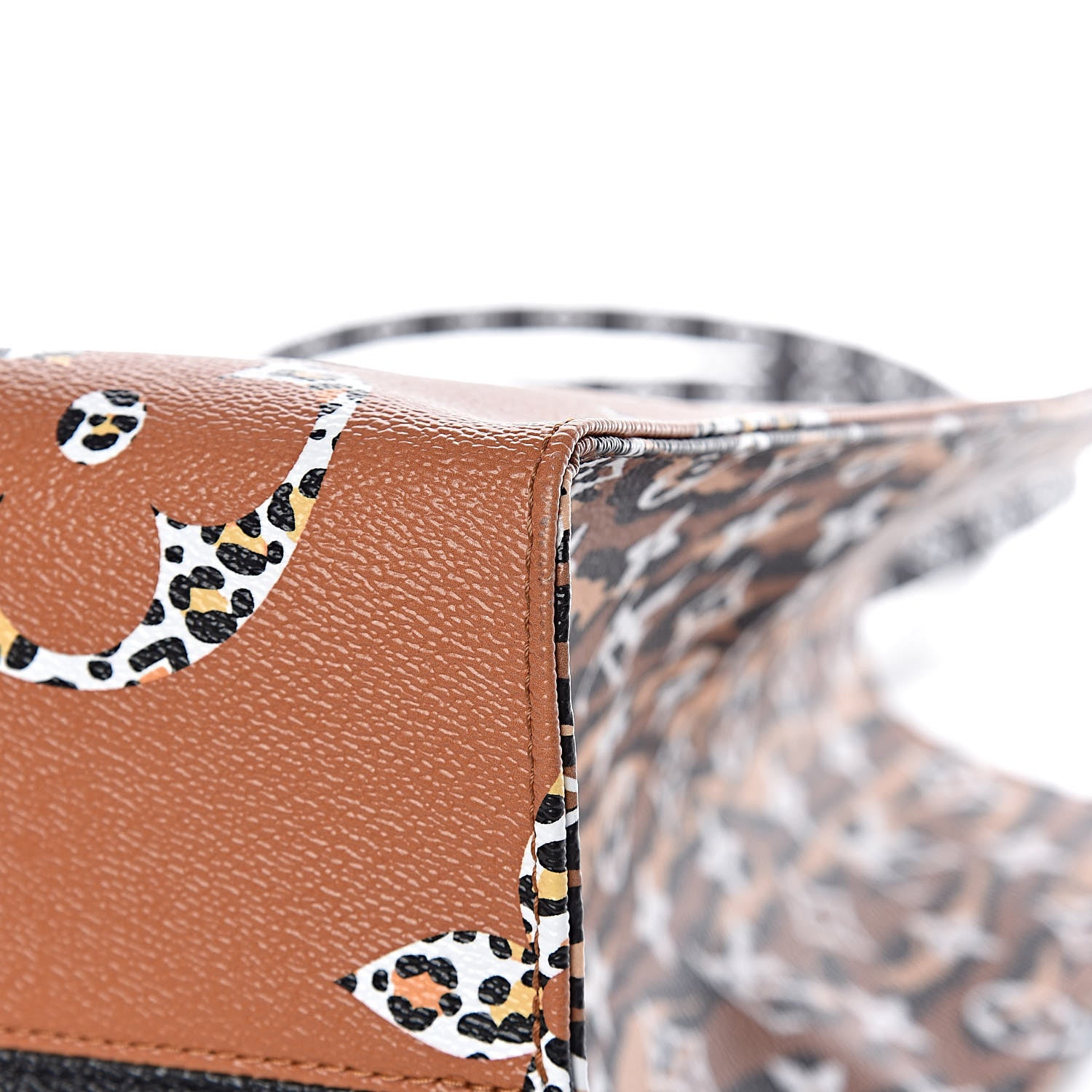 Louis Vuitton Monogram Giant Jungle Onthego GM Black 14 of 14
