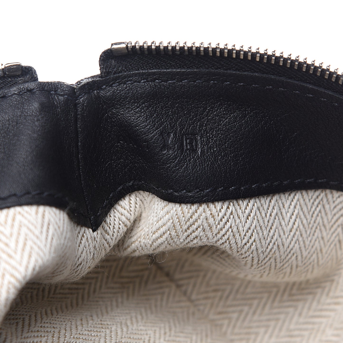 Lambskin Swift Tohubohu Pouch PM Black