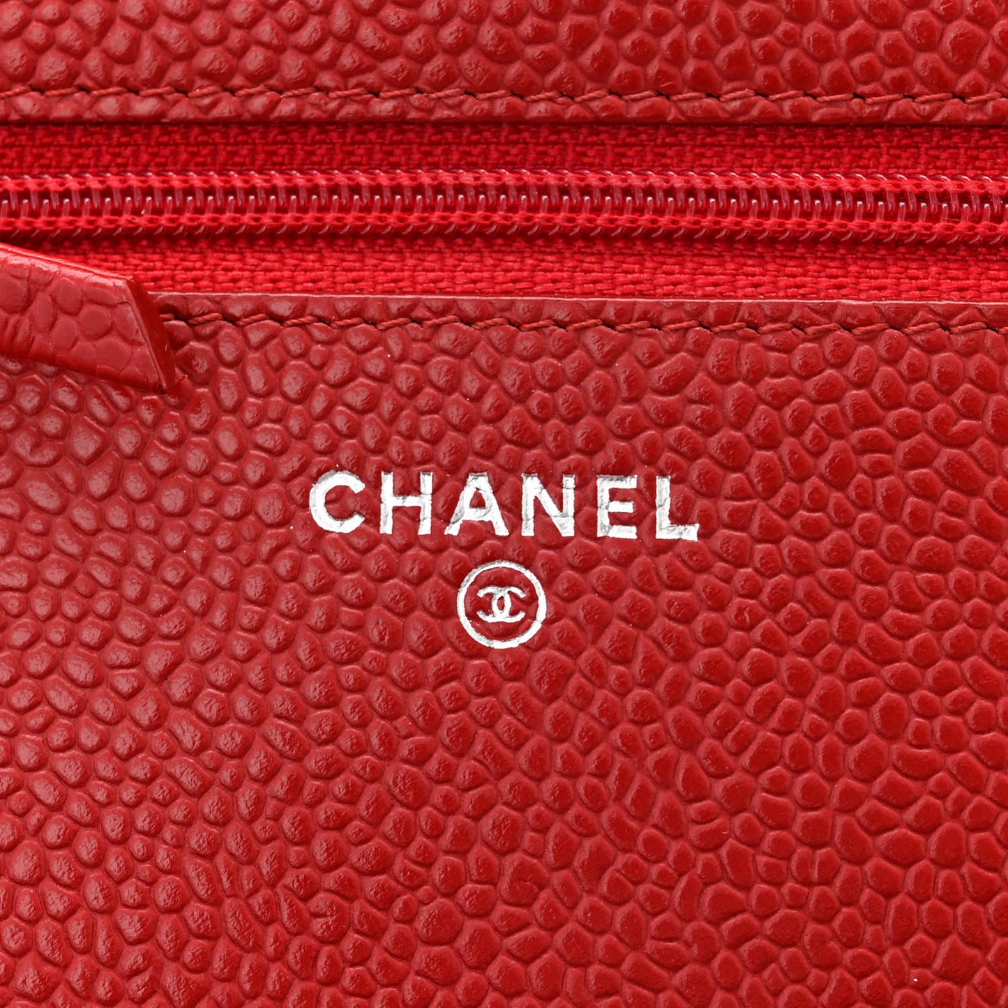 Caviar Quilted Wallet on Chain WOC Red