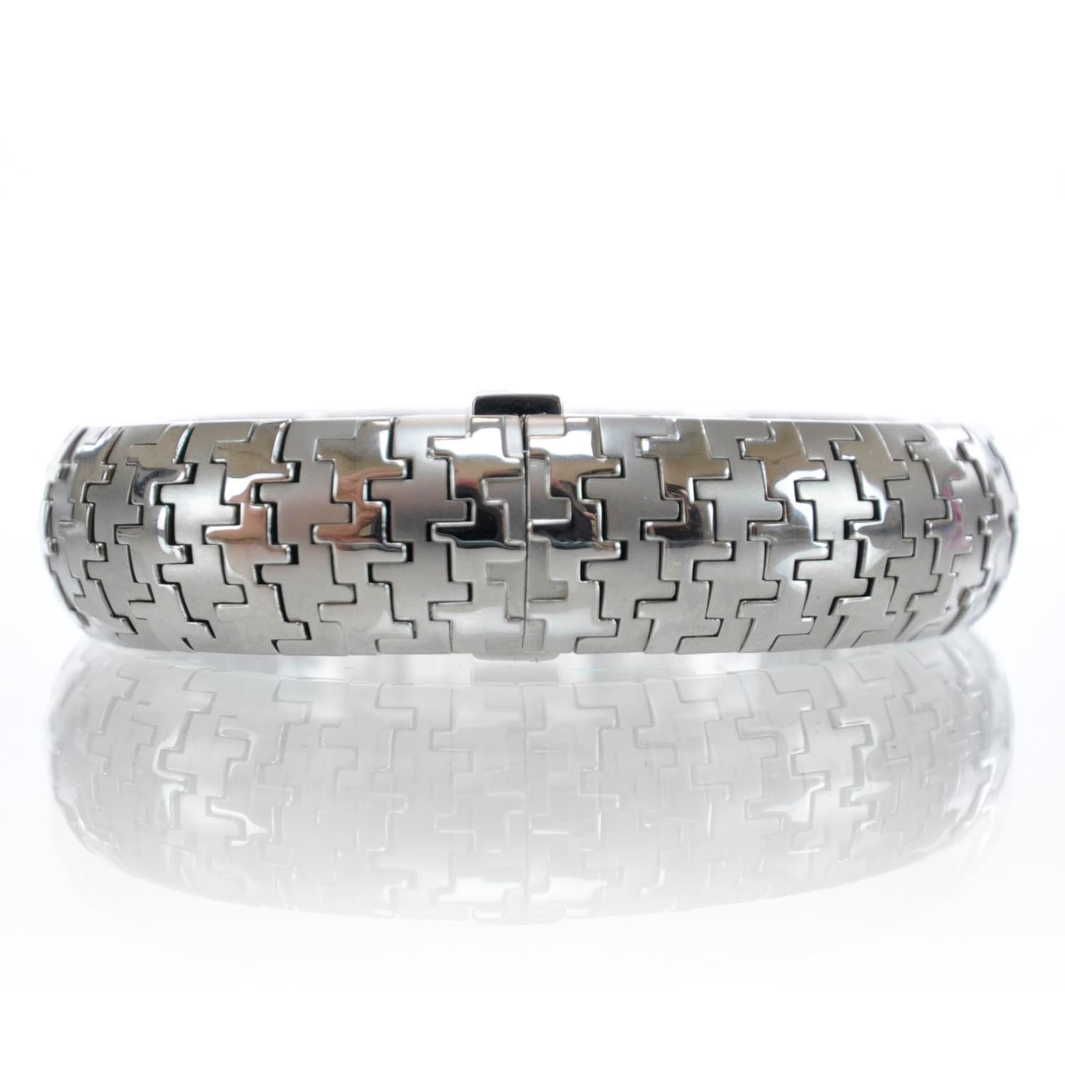 Christian Dior Stainless Steel 15mm Diorific Houndstooth Quartz Watch 2 of 7
