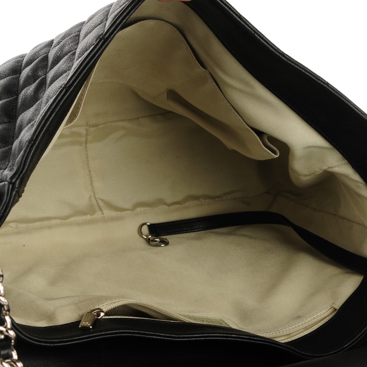 Crumpled Lambskin Chain Around Maxi Flap Black