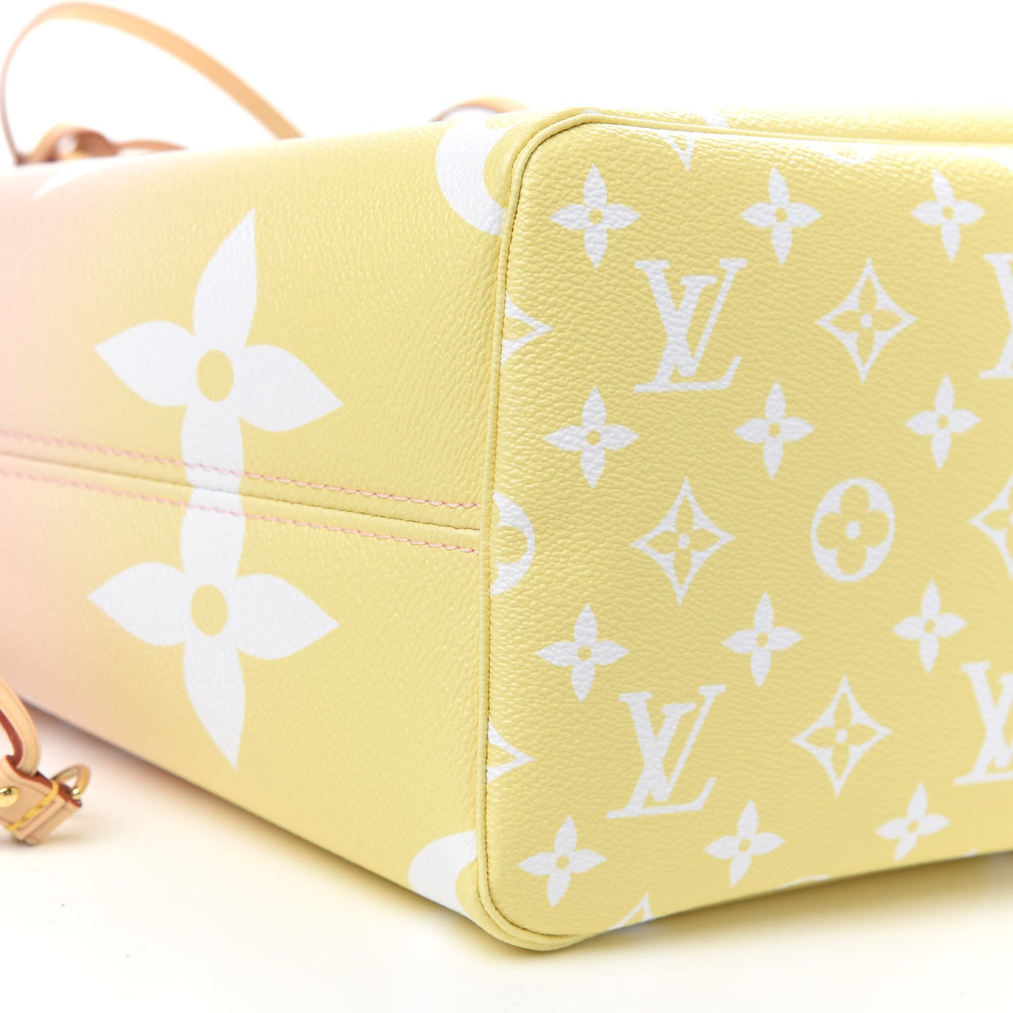 Monogram Giant By The Pool Neverfull MM Light Pink