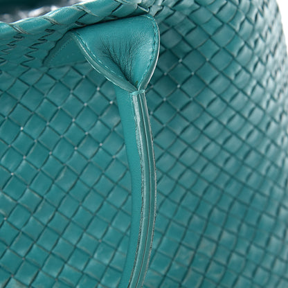 Bottega Veneta Nappa Intrecciato Medium Cabat Lagoon 19 of 28