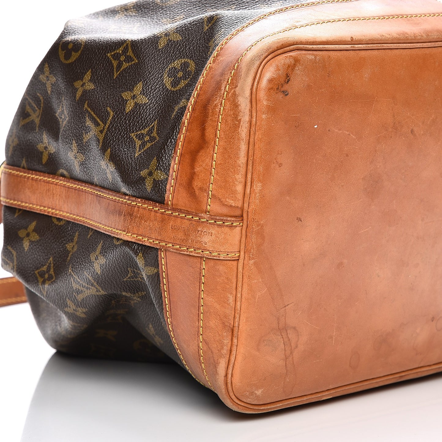 Monogram Noe