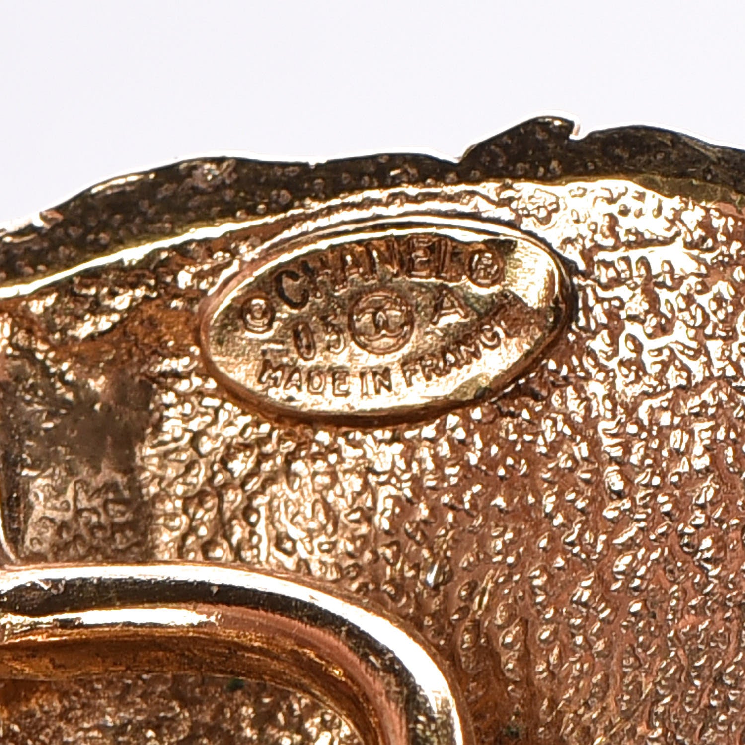 Chanel CC Medallion Bracelet Gold 5 of 8