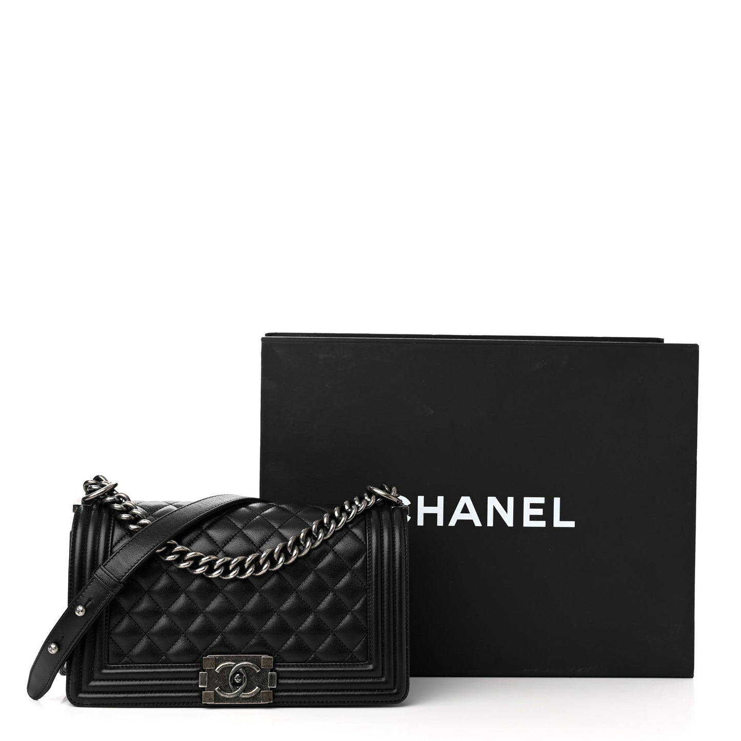 Lambskin Quilted Medium Boy Flap Black