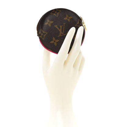 Louis Vuitton Monogram 2018 Christmas Animation Round Coin Purse 2 of 7