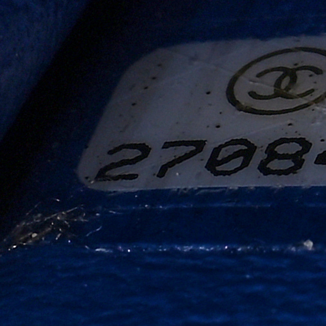 Caviar Quilted Small CC Filigree Vanity Case Blue White Red