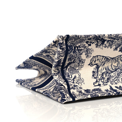 Christian Dior Canvas Embroidered Large Dioriviera Toile De Jouy Book Tote Blue 7 of 8