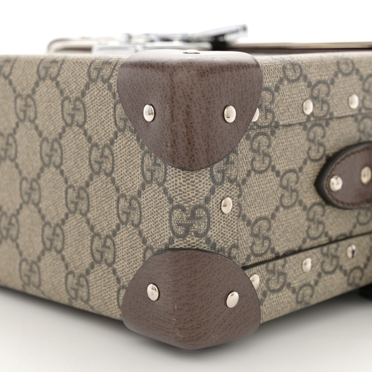 Gucci GG Supreme Monogram Globe-Trotter Beauty Case Brown 10 of 12