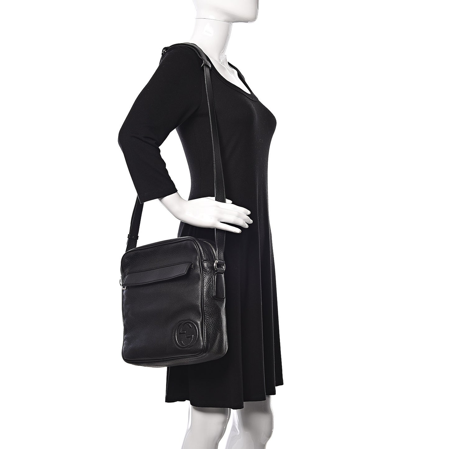 Pebbled Calfskin Medium Soho Messenger Bag Black