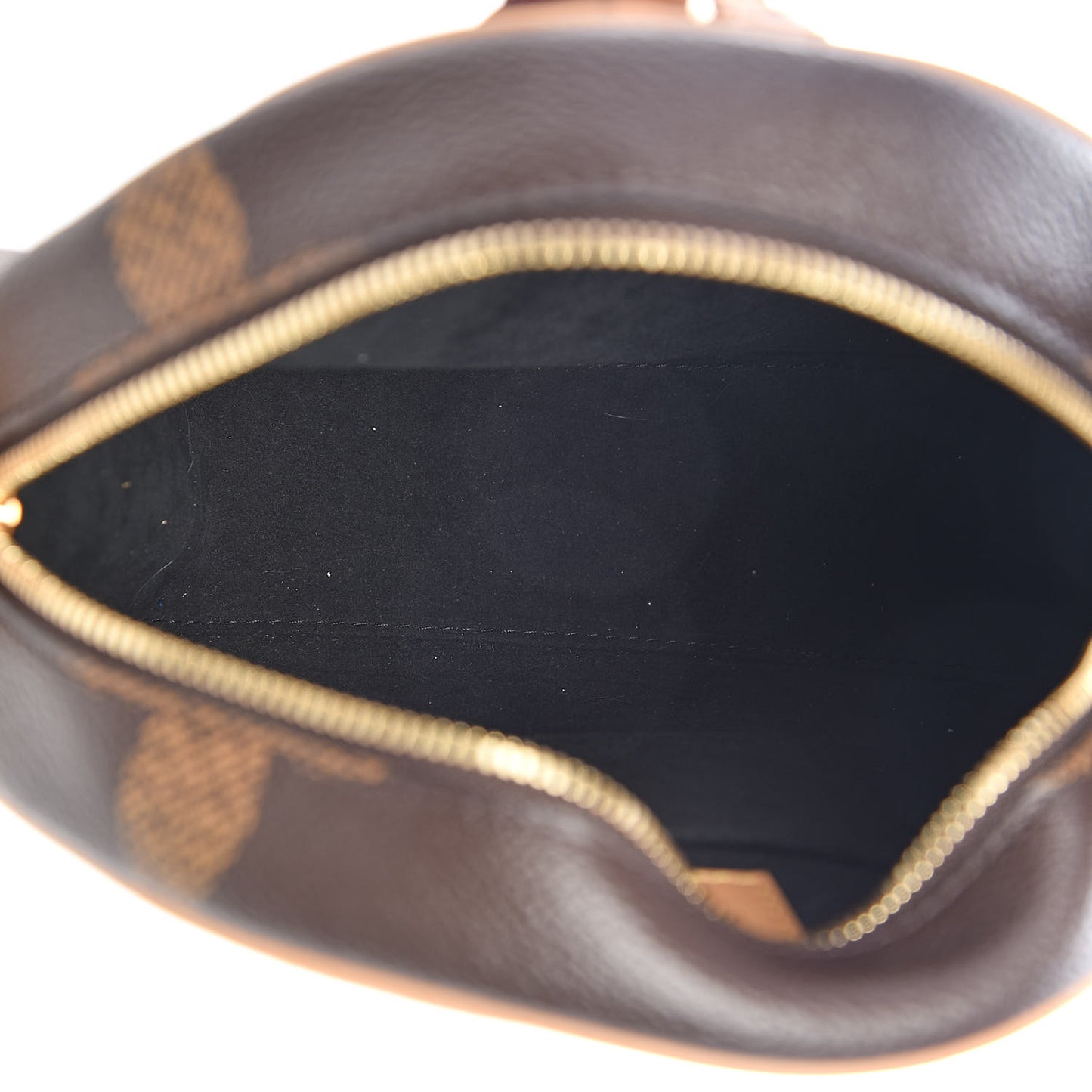 Reverse Monogram Giant Boite Chapeau Souple