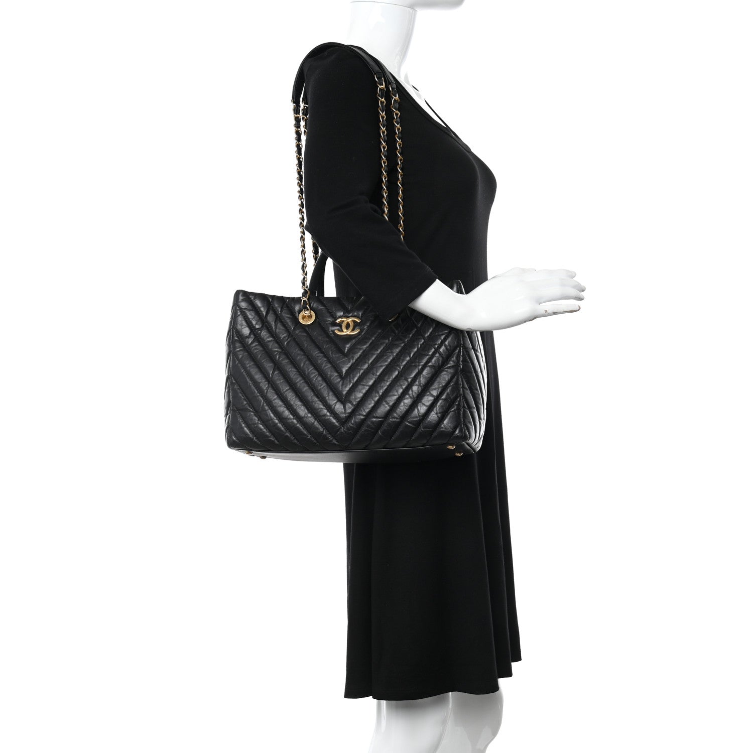 Chanel Aged Calfskin Chevron Coco Handle Shopping Tote Black 2 of 11