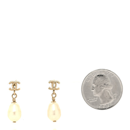 Chanel Pearl CC Teardrop Earrings Gold 2 of 4