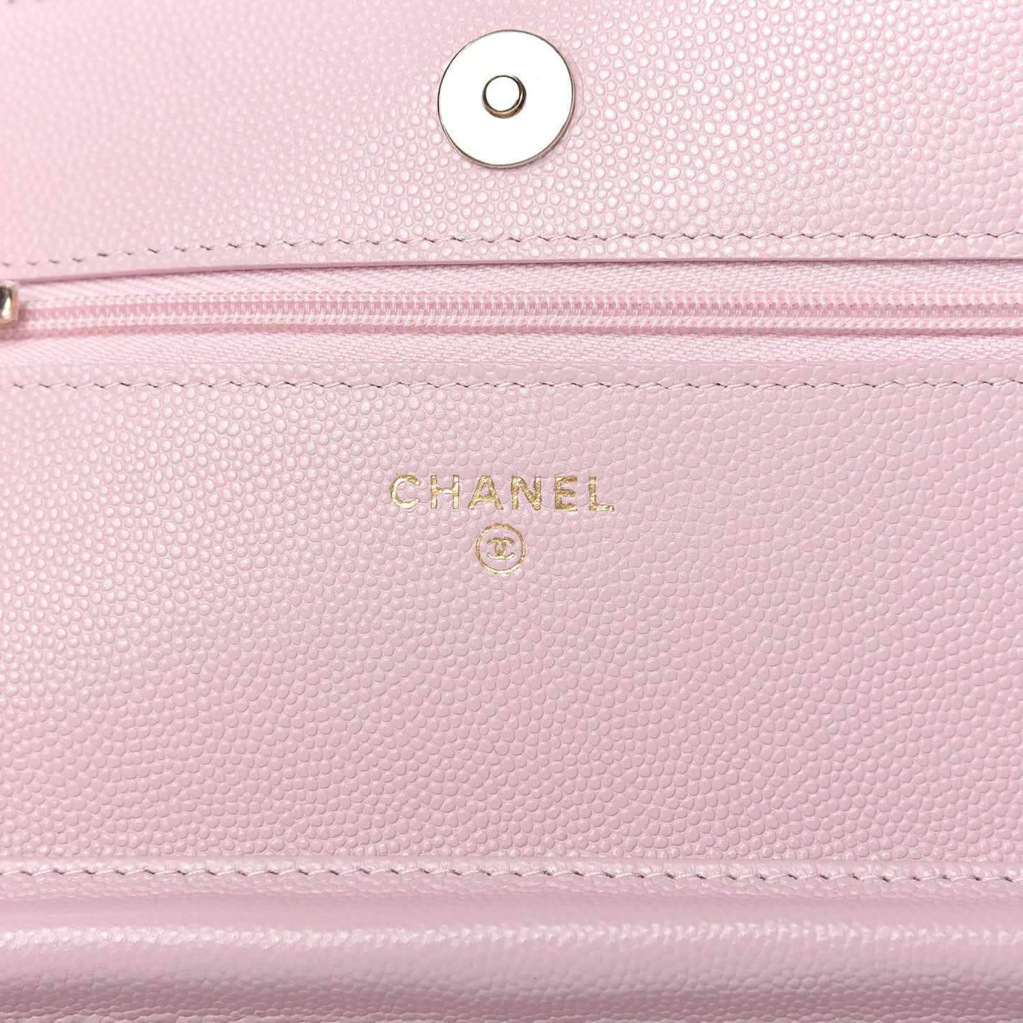 Caviar Quilted Wallet On Chain WOC Light Pink