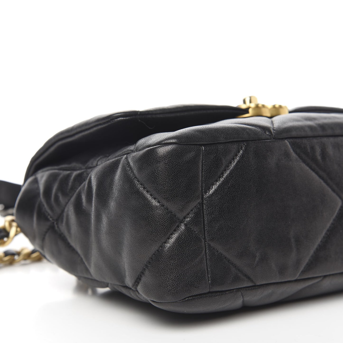 Lambskin Quilted Medium 19 Flap Black