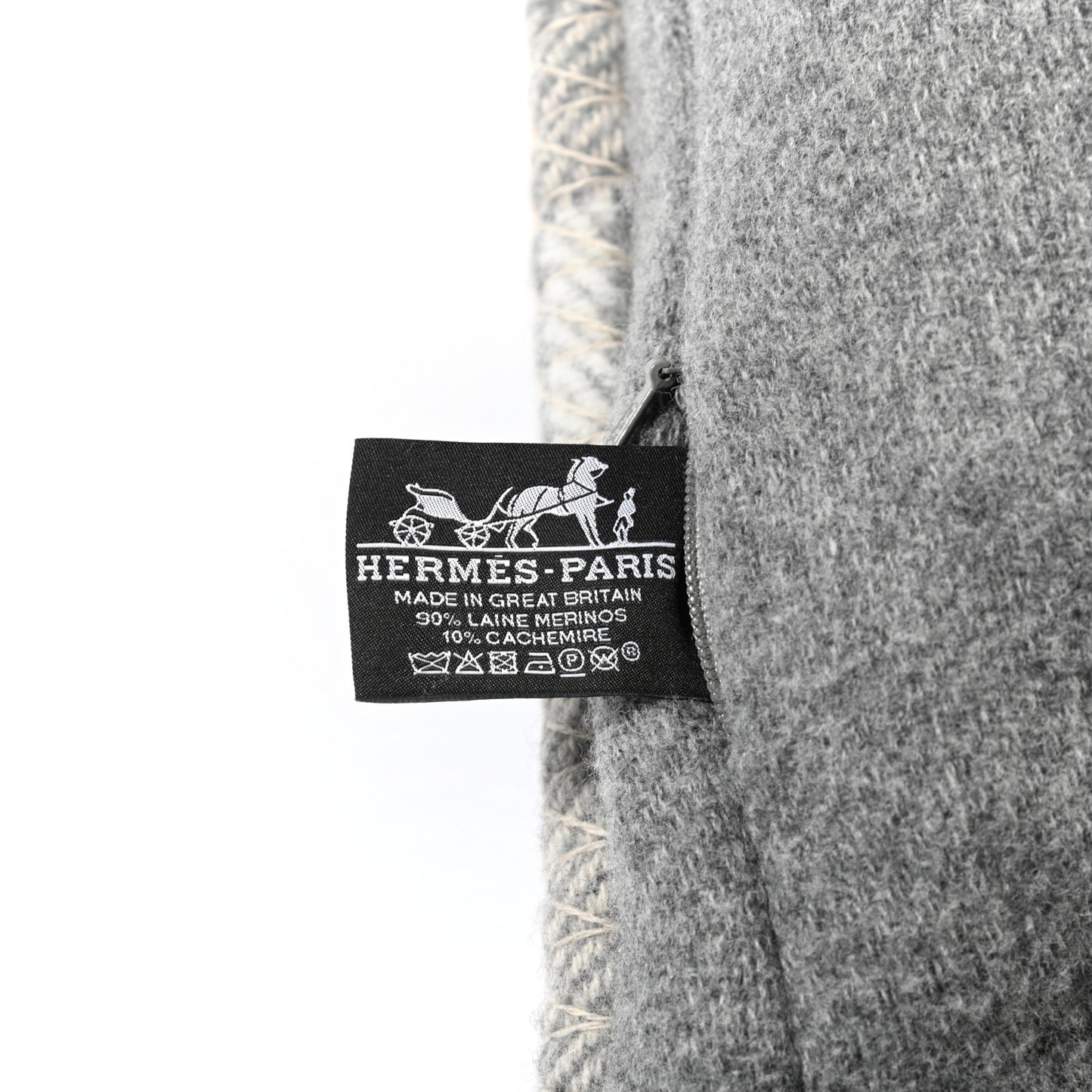 Cashmere Avalon Paper Block Pillow Gris Acier