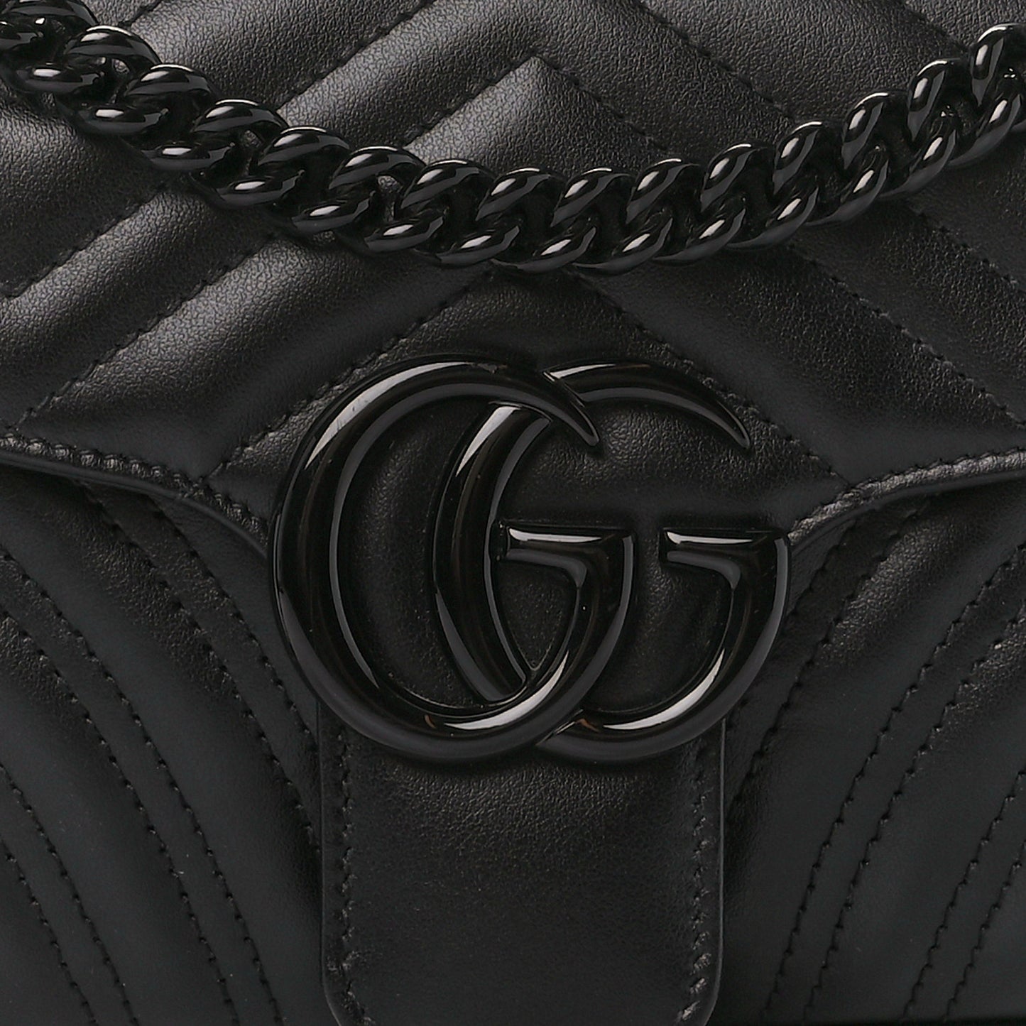 Calfskin Matelasse Monochrome Small GG Marmont Shoulder Bag Black