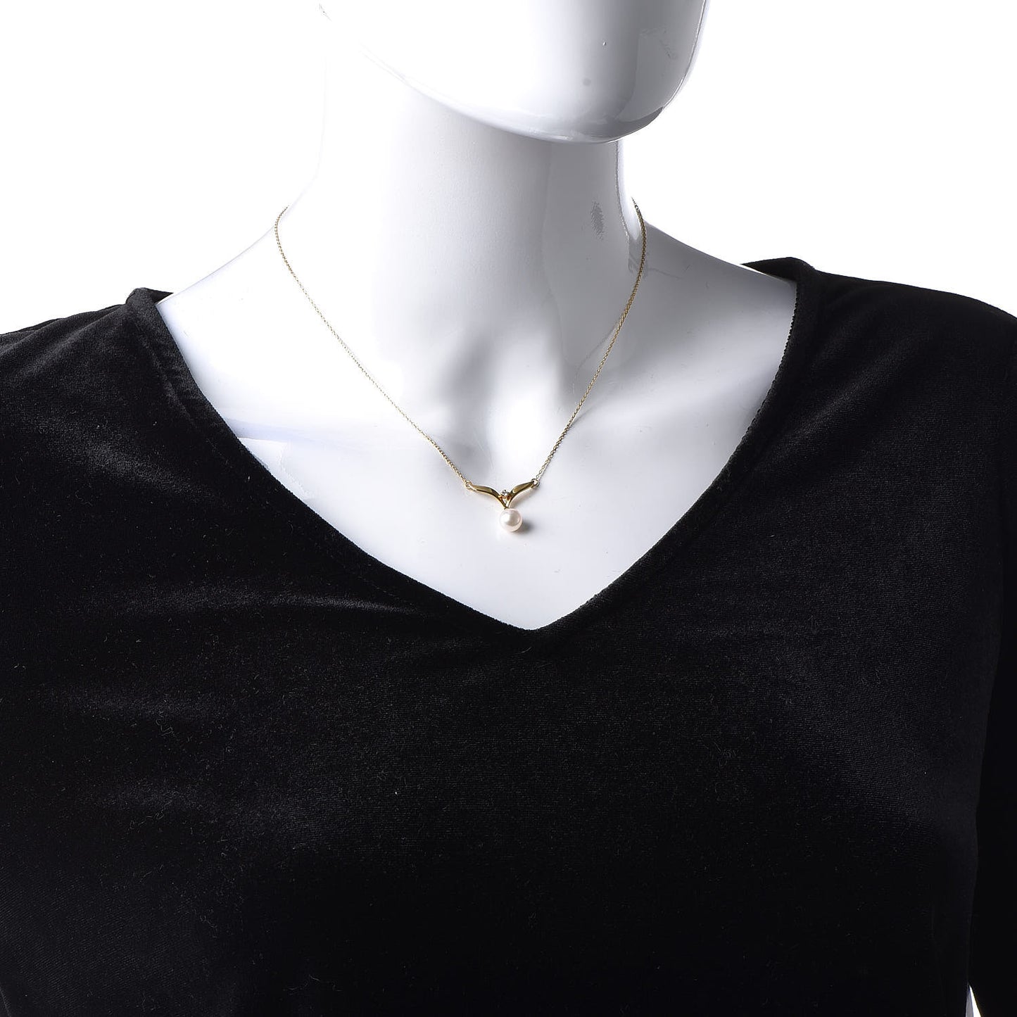 18K Yellow Gold Diamond Akoya Pearl 7mm Pendant Necklace