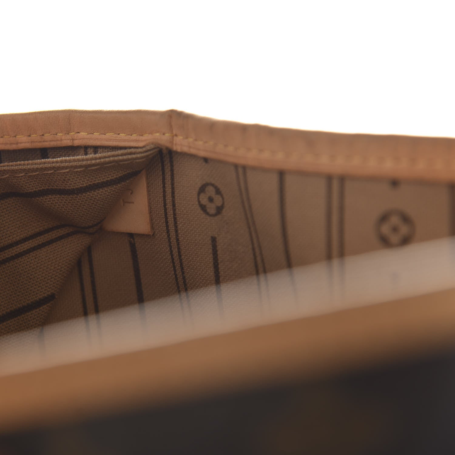 Louis Vuitton Monogram Neverfull GM 9 of 10