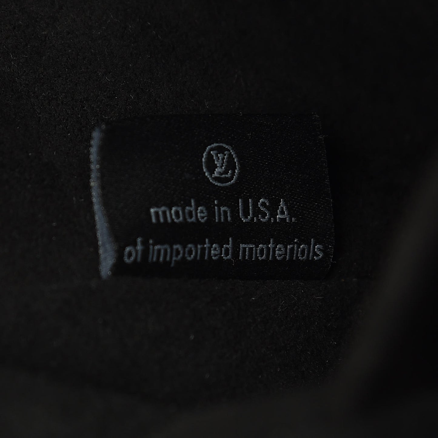 Reverse Monogram Pochette Metis