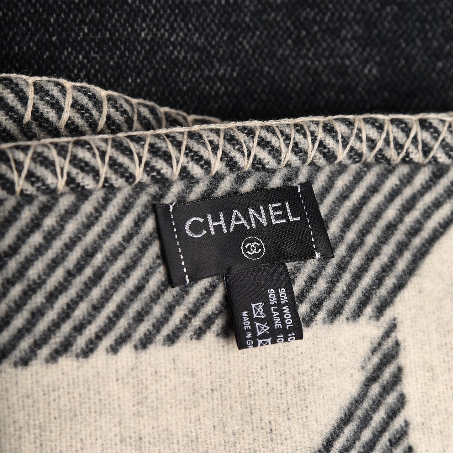 Merino Wool Cashmere CC Throw Blanket Black Beige