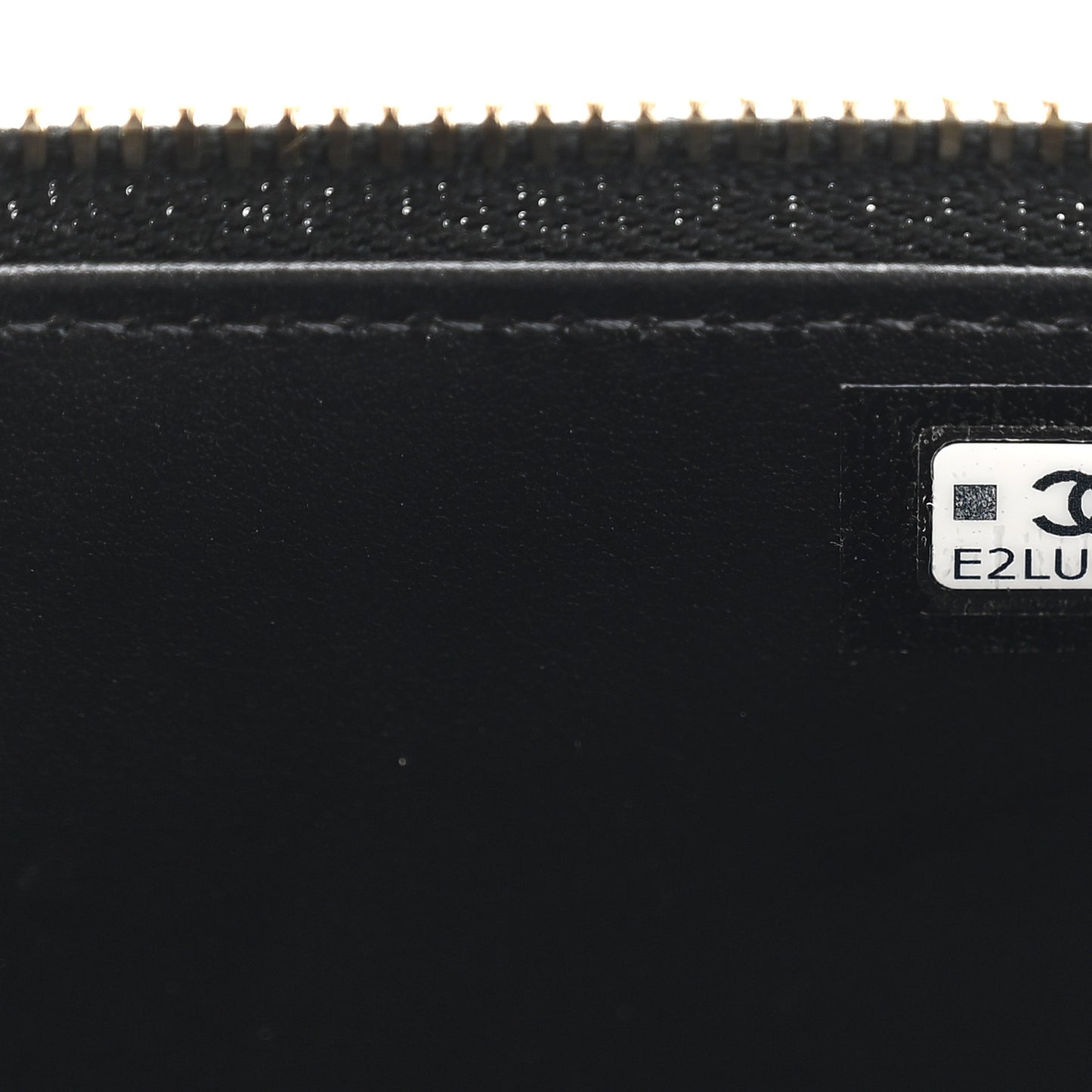 Caviar Quilted Top Handle Long Vanity Black