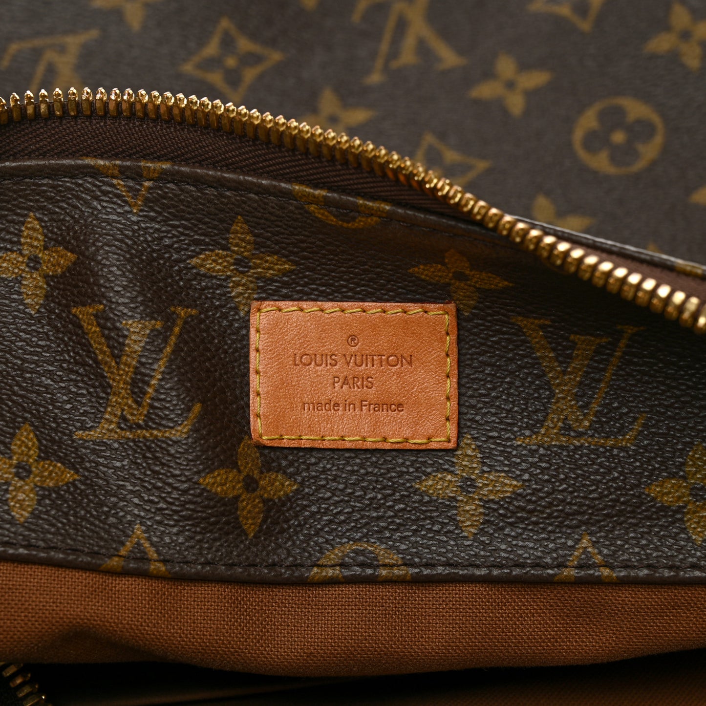 Monogram Sully MM