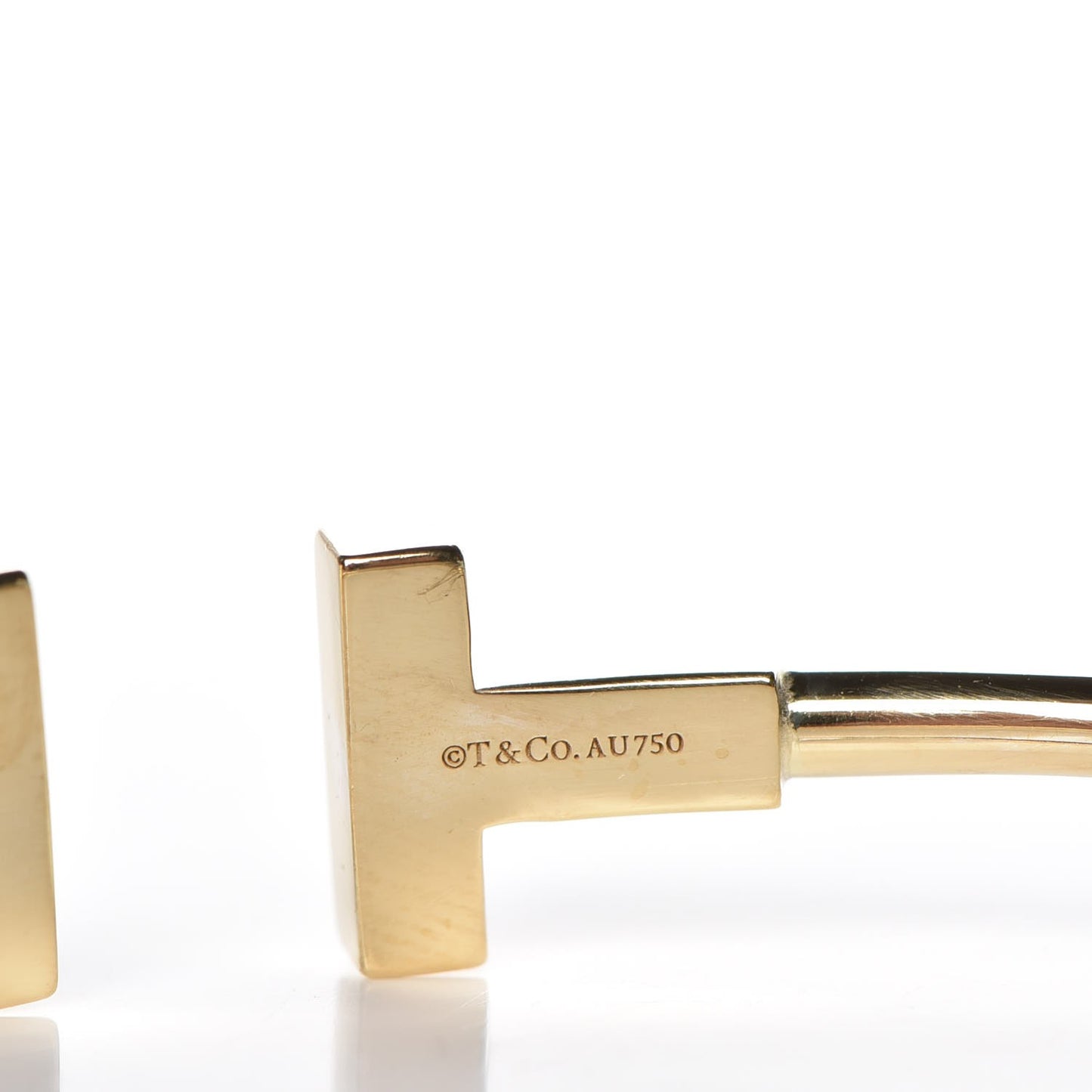 18K Yellow Gold T Wire Bracelet