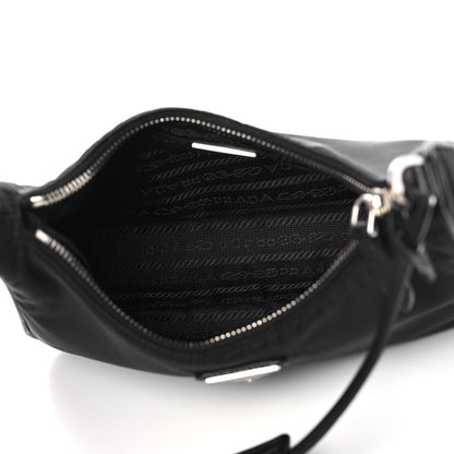 Prada Nylon Re-Edition 2005 Shoulder Bag Black 5 of 17