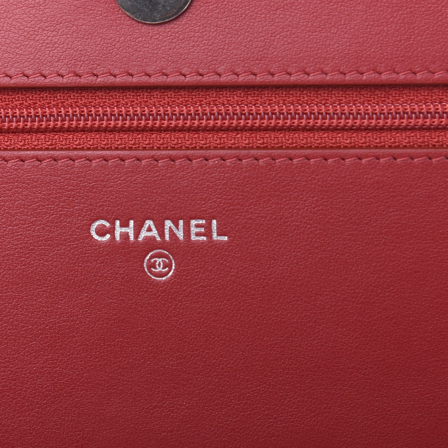 Caviar Quilted Boy Wallet On Chain WOC Red