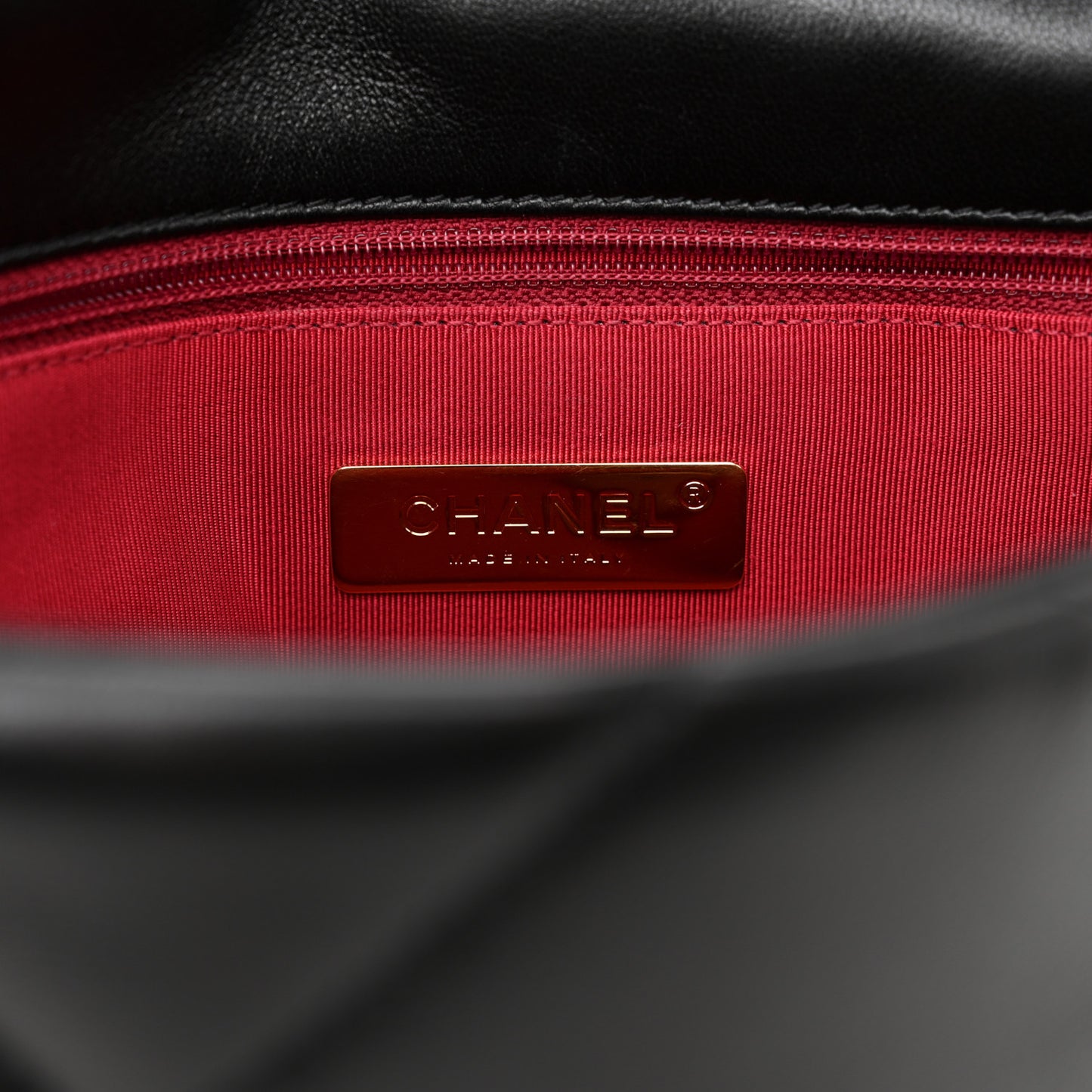 Lambskin Quilted Medium Chanel 19 Flap Black