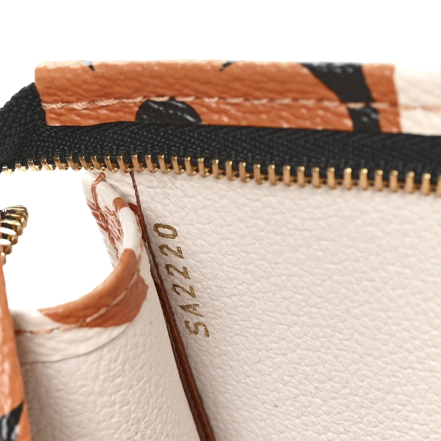 Louis Vuitton Monogram Giant Crafty Pochette Toiletry 26 Creme Caramel 7 of 7