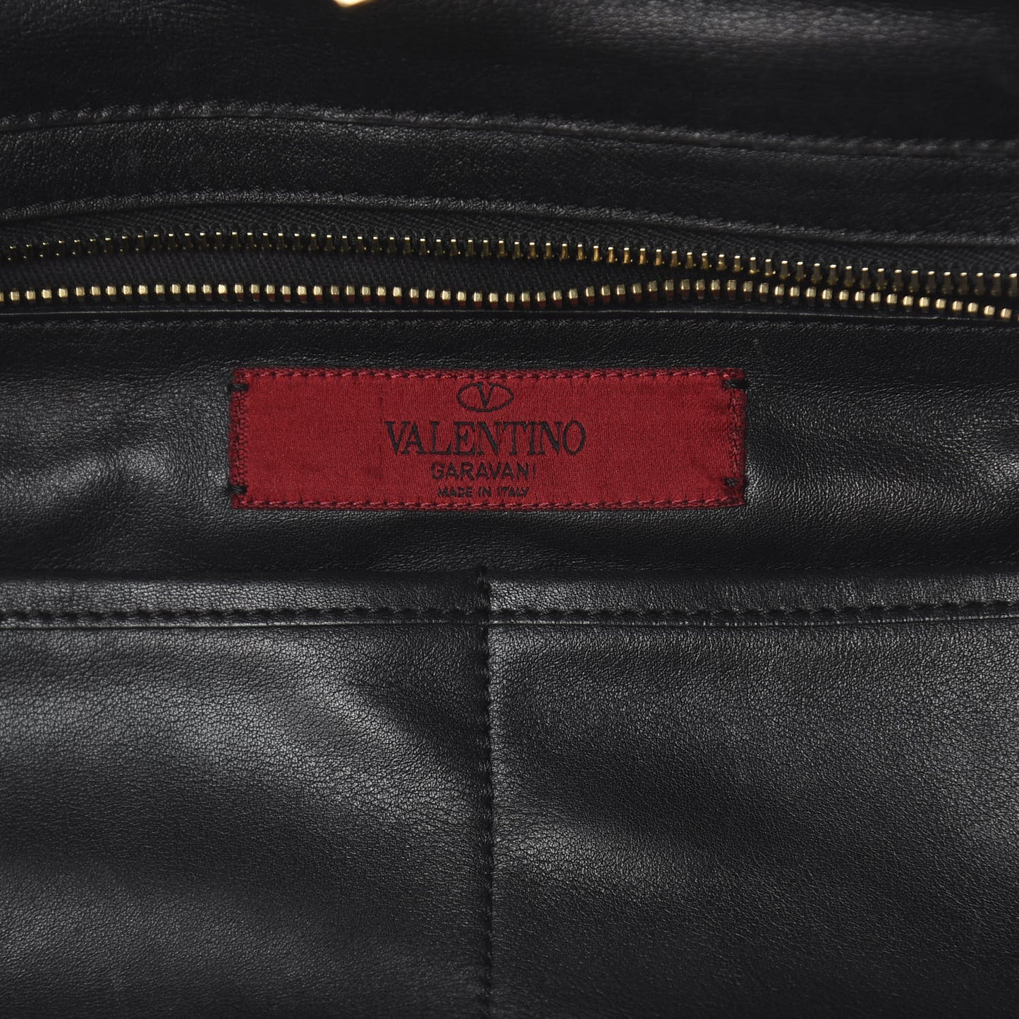 Vitello Medium Rockstud Tote Black
