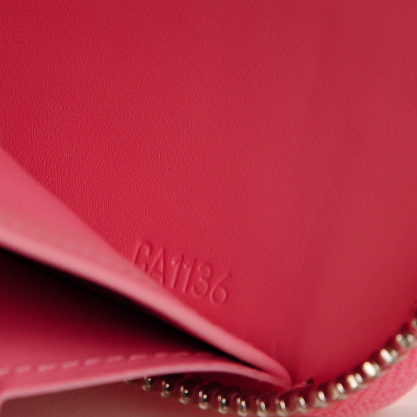 Vernis Jungle Dots Zippy Wallet Sugar Pink Poppy