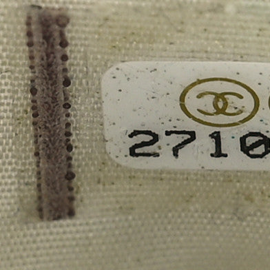 Caviar Quilted Card Holder Light Blue