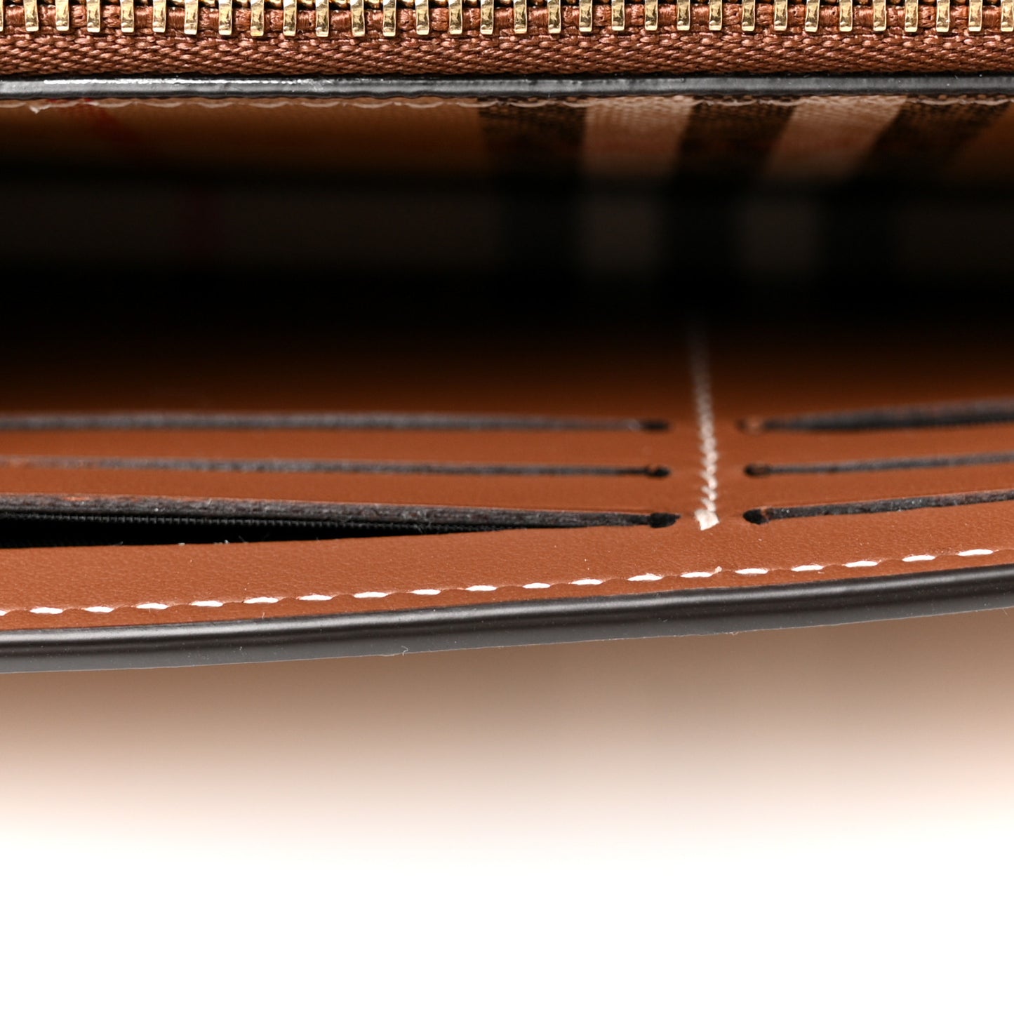 Vintage Check Grain Calfskin Halton Wallet Tan