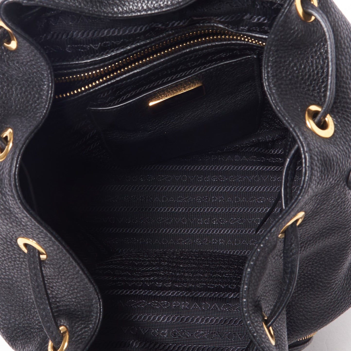 Vitello Daino Cinch Backpack Black