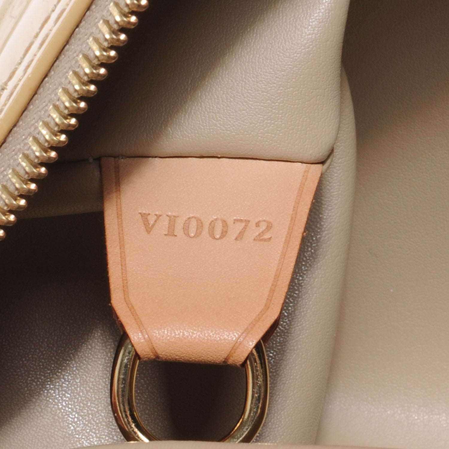 Louis Vuitton Vernis Bedford Beige 7 of 7