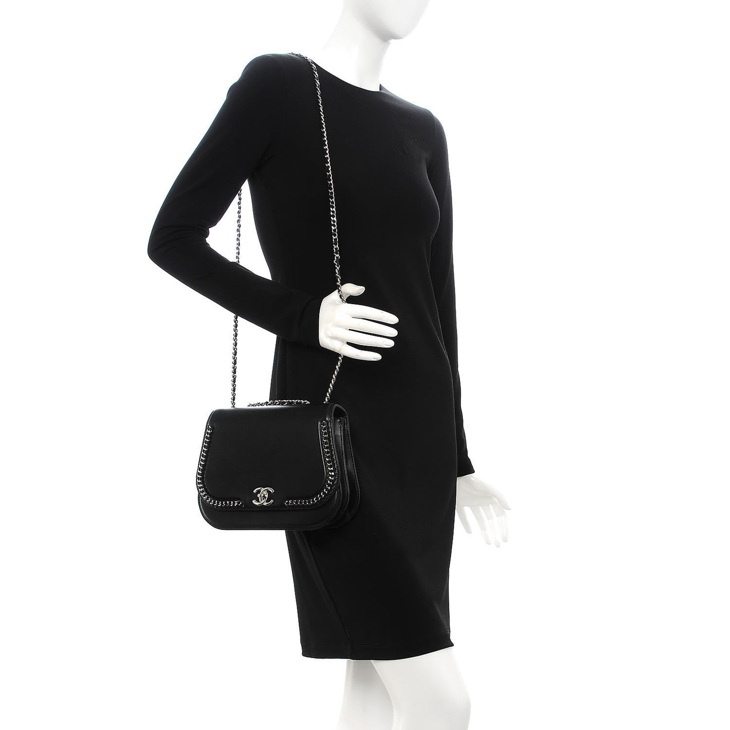 Calfskin Medium Braided Chic Flap Black